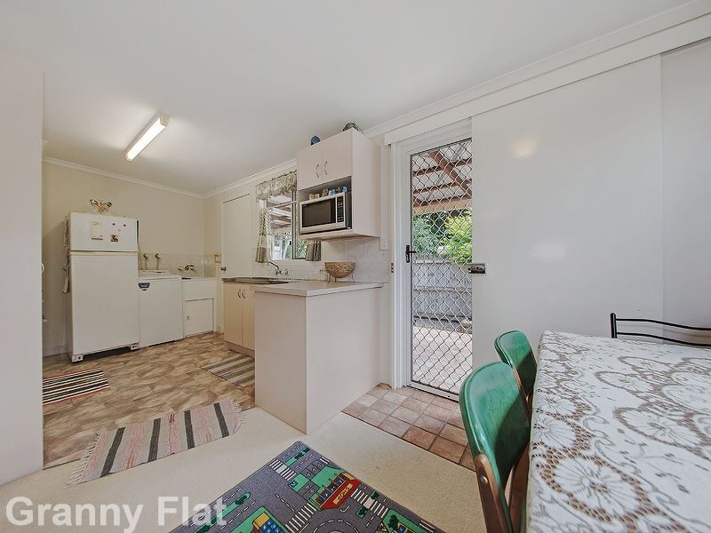 30 Gatling Road, Cannon Hill QLD 4170