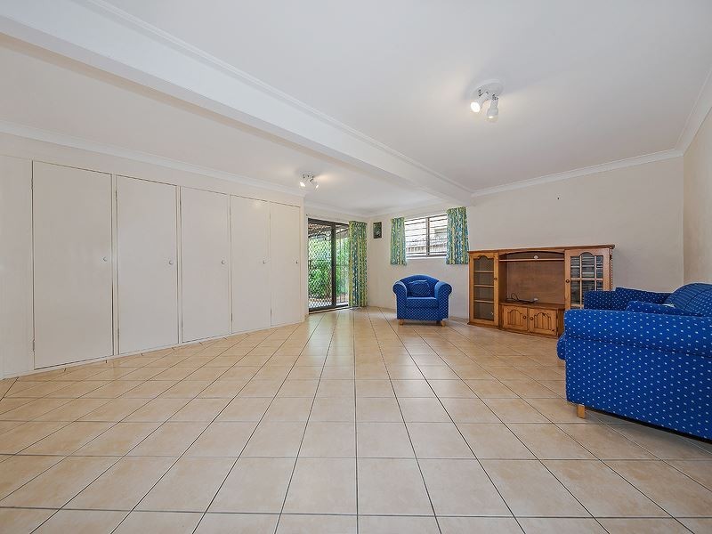 24 Condor Road, Coorparoo QLD 4151