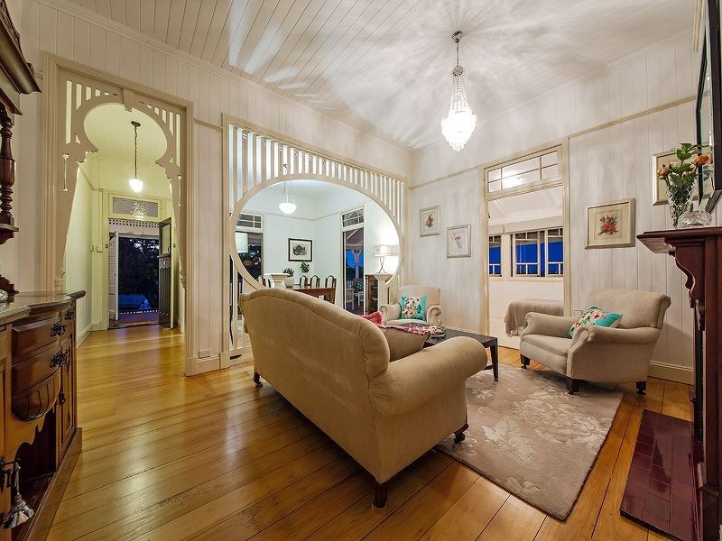 6 Verry Street, Coorparoo QLD 4151