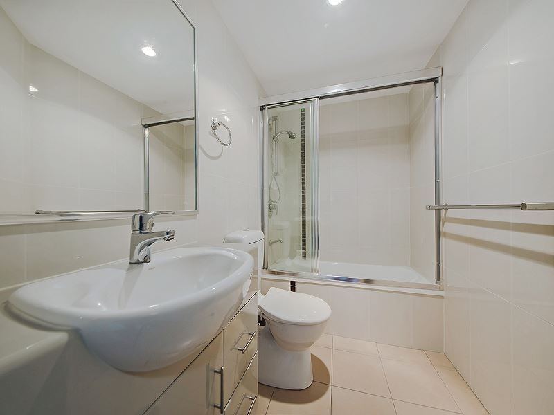 2/41 Kirkland Avenue, Coorparoo QLD 4151