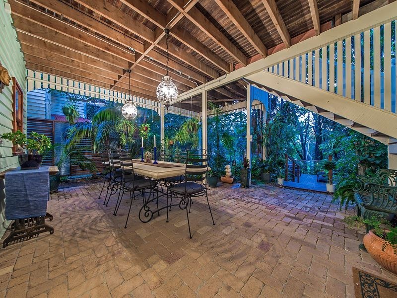 23 Wellstead Avenue, Coorparoo QLD 4151