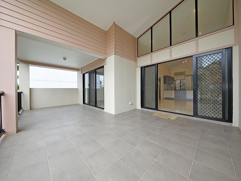 3/27 Brinawa Street, Camp Hill QLD 4152