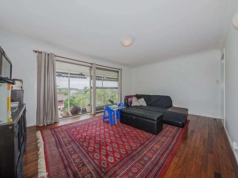 6 Cluden Street, Holland Park West QLD 4121