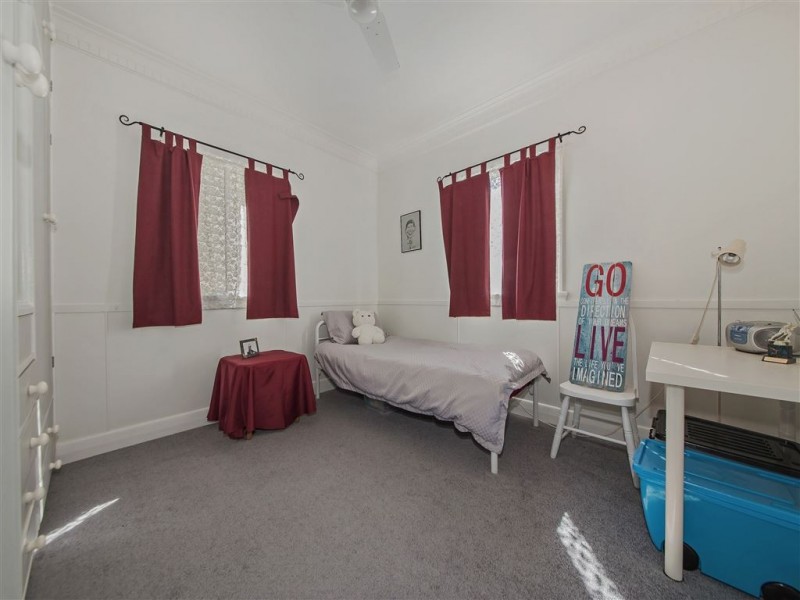 38 Kenneth Street, Coorparoo QLD 4151