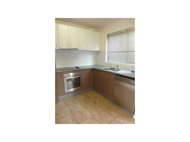 10/9 Talbot Street, Coorparoo QLD 4151