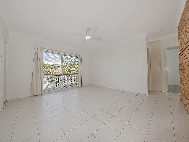 6/11 Combles Road, Camp Hill QLD 4152