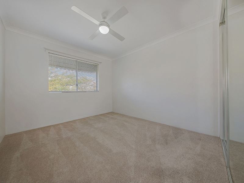 6/11 Combles Road, Camp Hill QLD 4152