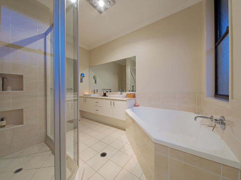 41 Brokenwood Circuit, Gumdale QLD 4154