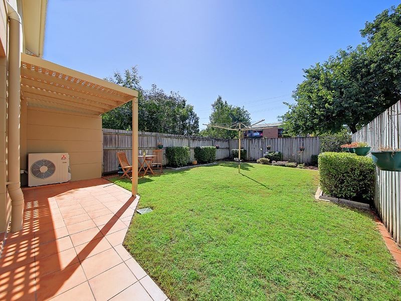 21/55 Harries Road, Coorparoo QLD 4151