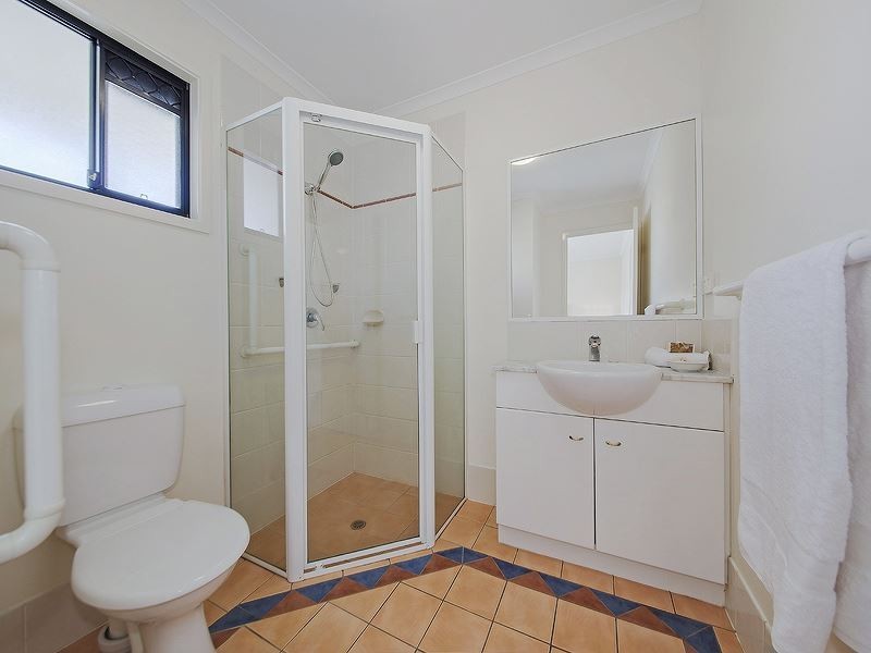 21/55 Harries Road, Coorparoo QLD 4151