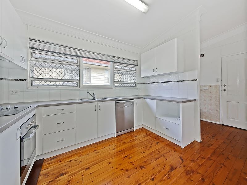 46 Arrol Street, Camp Hill QLD 4152