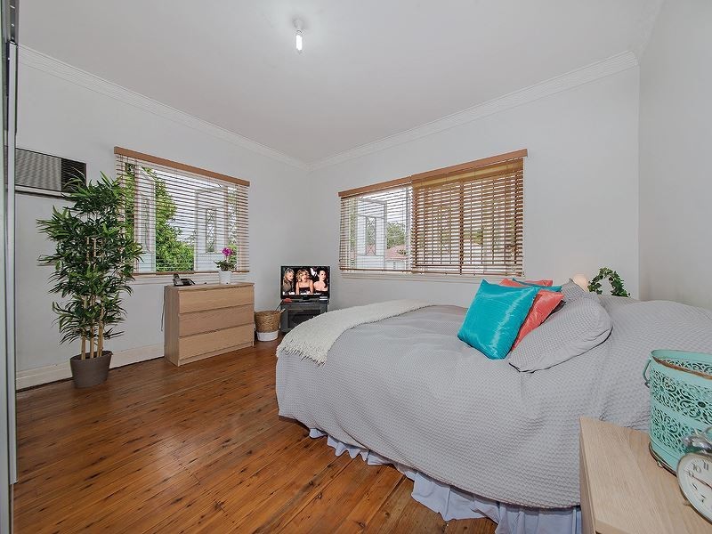 36 Arlington Street, Coorparoo QLD 4151