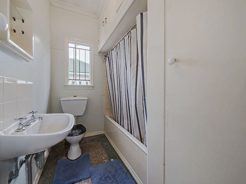 36 Arlington Street, Coorparoo QLD 4151