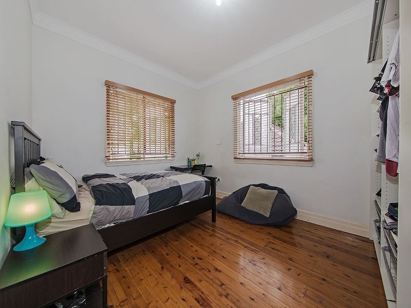 36 Arlington Street, Coorparoo QLD 4151