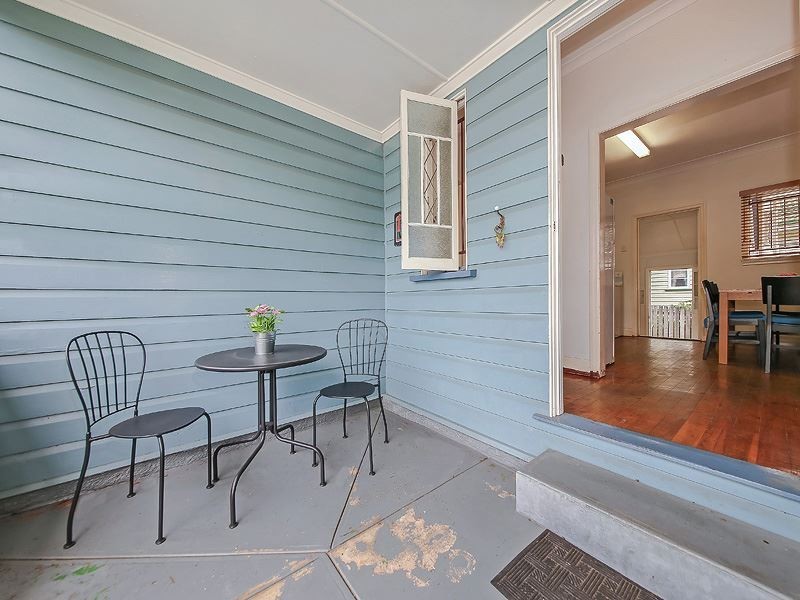 36 Arlington Street, Coorparoo QLD 4151