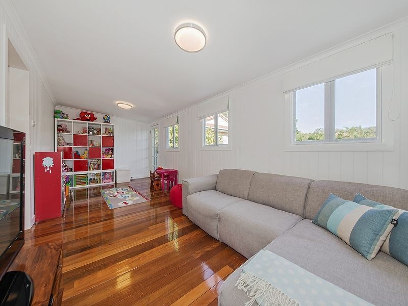 53 Princess Street, Camp Hill QLD 4152