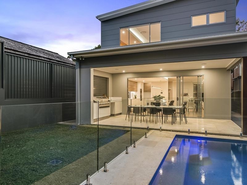 92 Shaftesbury Street, Tarragindi QLD 4121