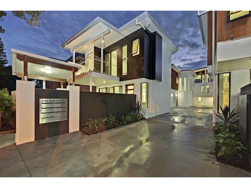 2/232 Riding Road, Balmoral QLD 4171