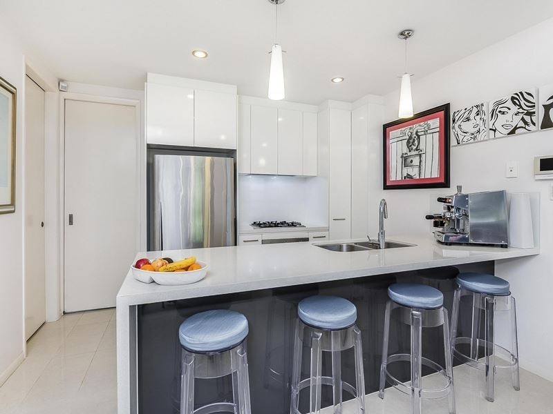 2/232 Riding Road, Balmoral QLD 4171