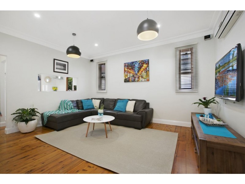 13 Tranters Avenue, Camp Hill QLD 4152