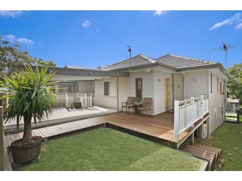 13 Tranters Avenue, Camp Hill QLD 4152