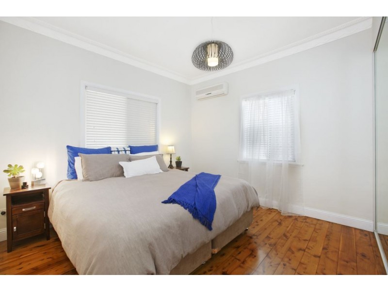 13 Tranters Avenue, Camp Hill QLD 4152