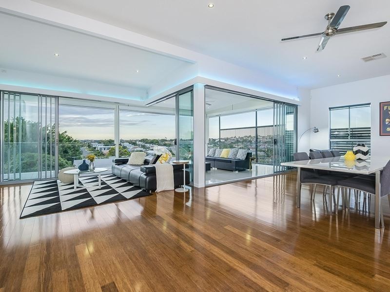 127 Denman Street, Greenslopes QLD 4120