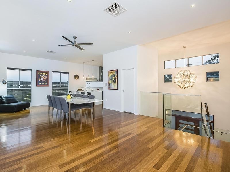127 Denman Street, Greenslopes QLD 4120
