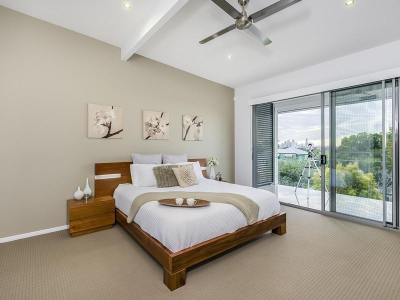 127 Denman Street, Greenslopes QLD 4120