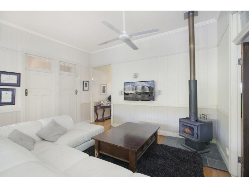 14 Macaulay Street, Coorparoo QLD 4151