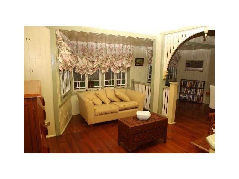 12 Cairns Street, East Brisbane QLD 4169