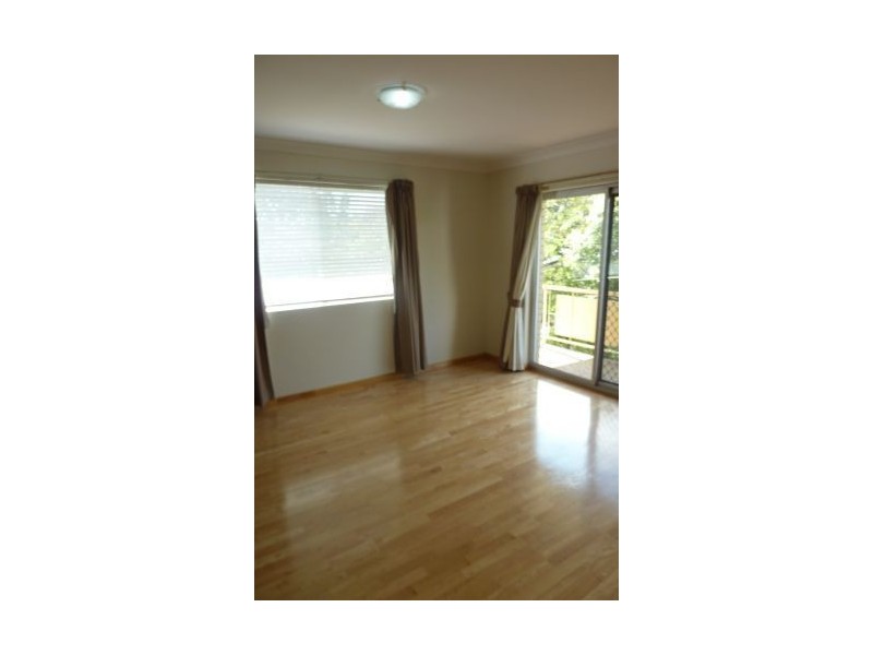 4/66 Cedar Street, Greenslopes QLD 4120