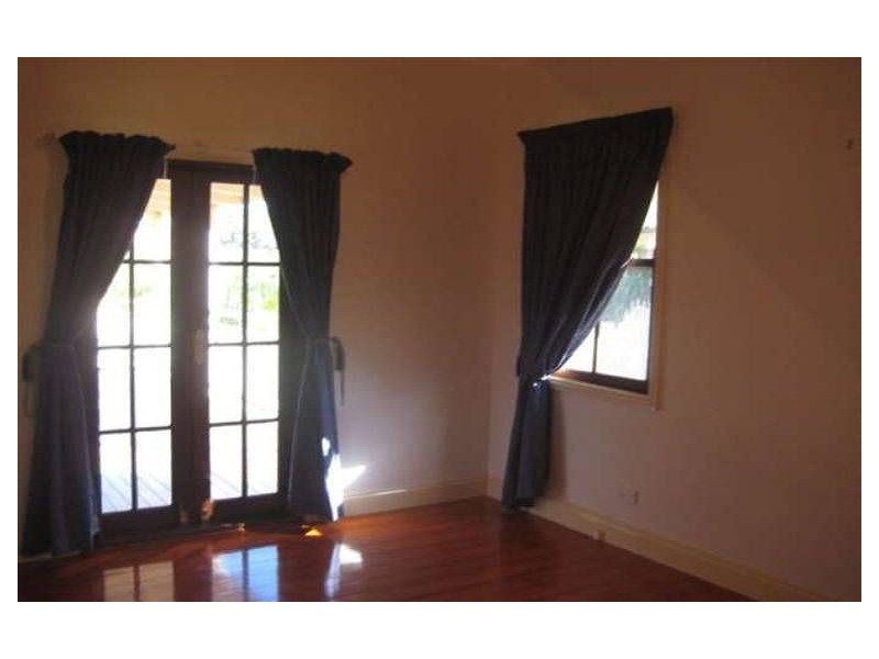 28 Railway Street, Woolloongabba QLD 4102