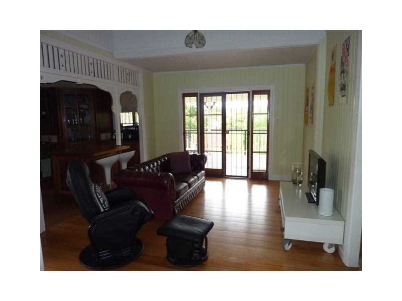 42 McLay Street, Coorparoo QLD 4151