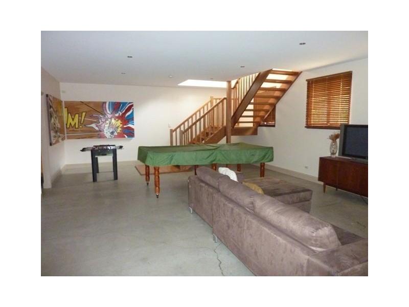 42 McLay Street, Coorparoo QLD 4151