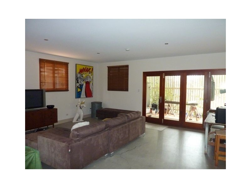 42 McLay Street, Coorparoo QLD 4151