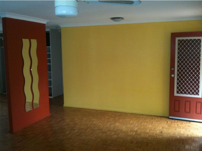 4 Cornflower Street, Mansfield QLD 4122