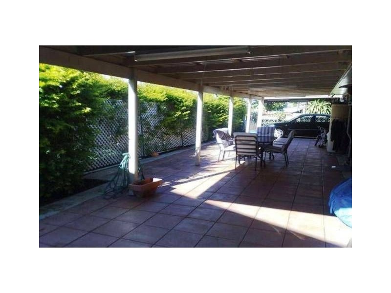 4 Cornflower Street, Mansfield QLD 4122