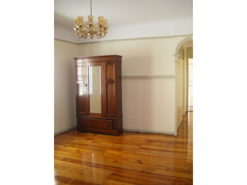 65 Broadway Street, Woolloongabba QLD 4102