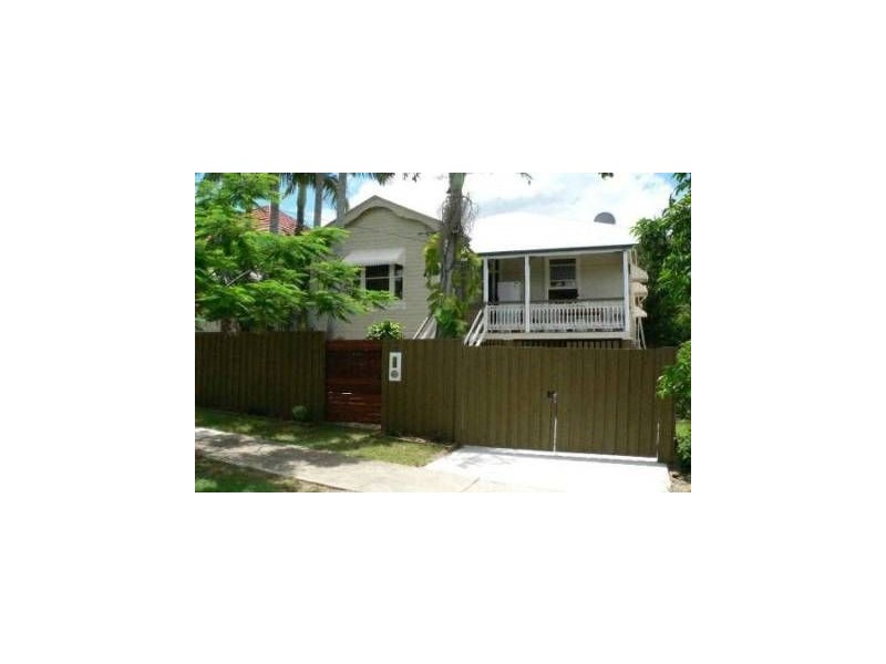 52 Maynard Street, Woolloongabba QLD 4102