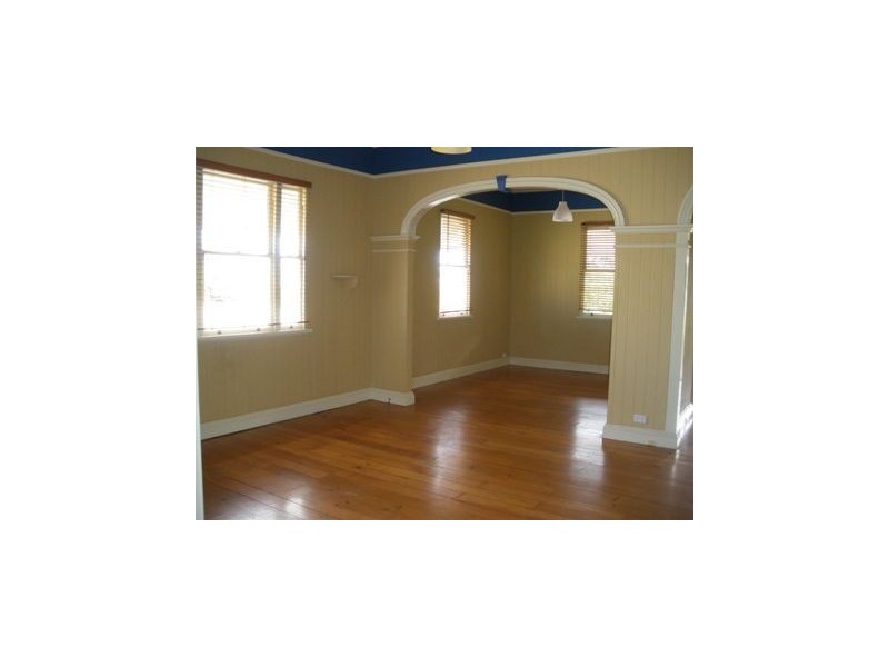 52 Maynard Street, Woolloongabba QLD 4102