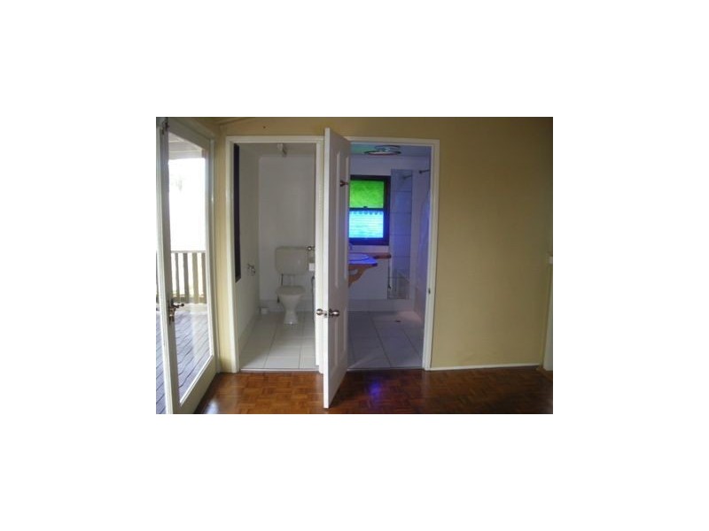 52 Maynard Street, Woolloongabba QLD 4102