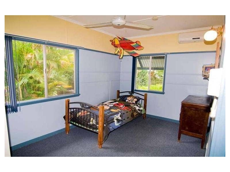 27 Malthus Street, Carina QLD 4152