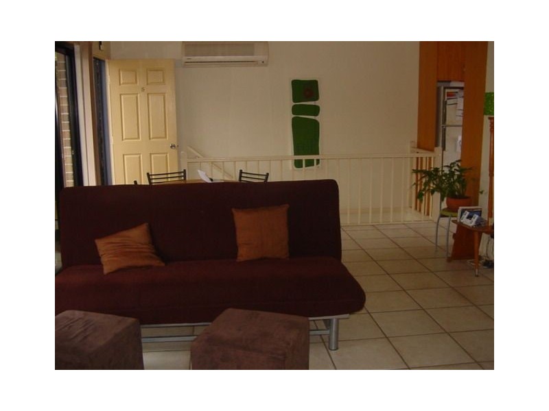 5/12 Newton Street, Coorparoo QLD 4151