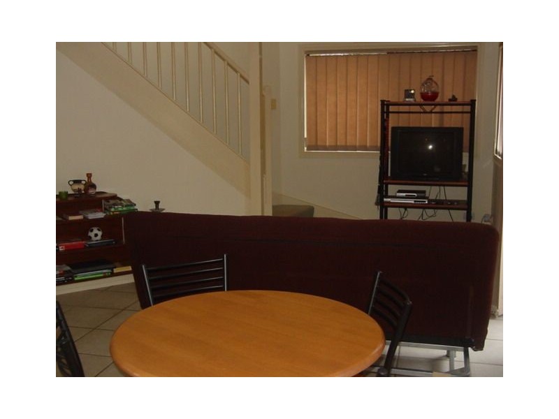 5/12 Newton Street, Coorparoo QLD 4151