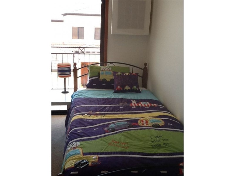 1/56 Chatsworth Road, Greenslopes QLD 4120