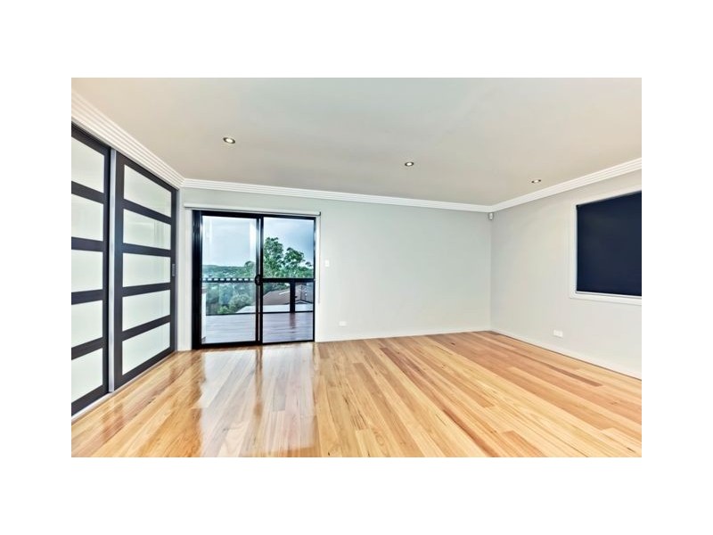 23 Castle Hill Street, Holland Park West QLD 4121