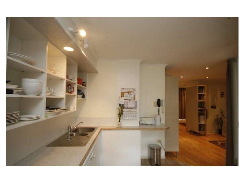 18/23 Quinton Street, Kangaroo Point QLD 4169