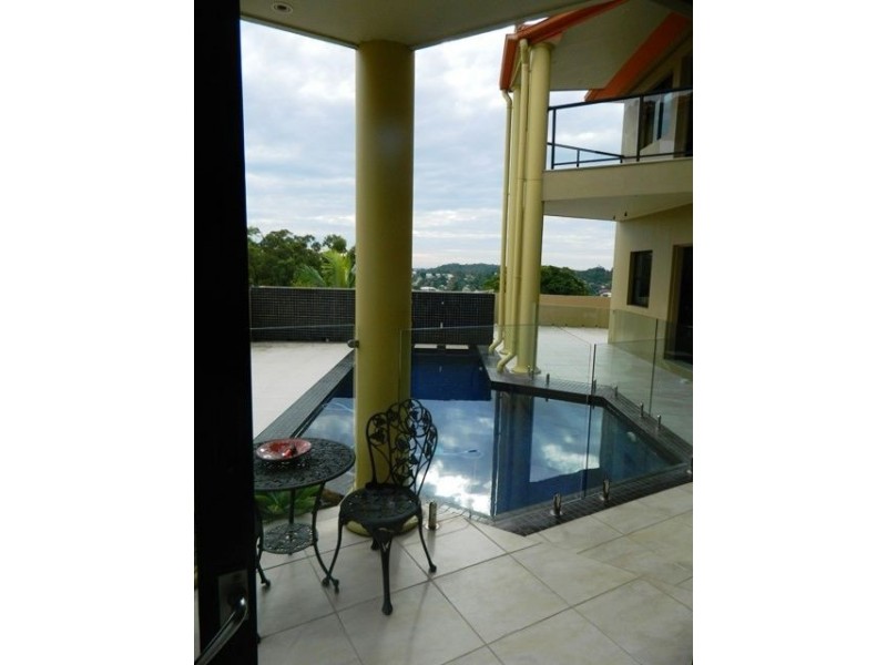 Holland Park West QLD 4121