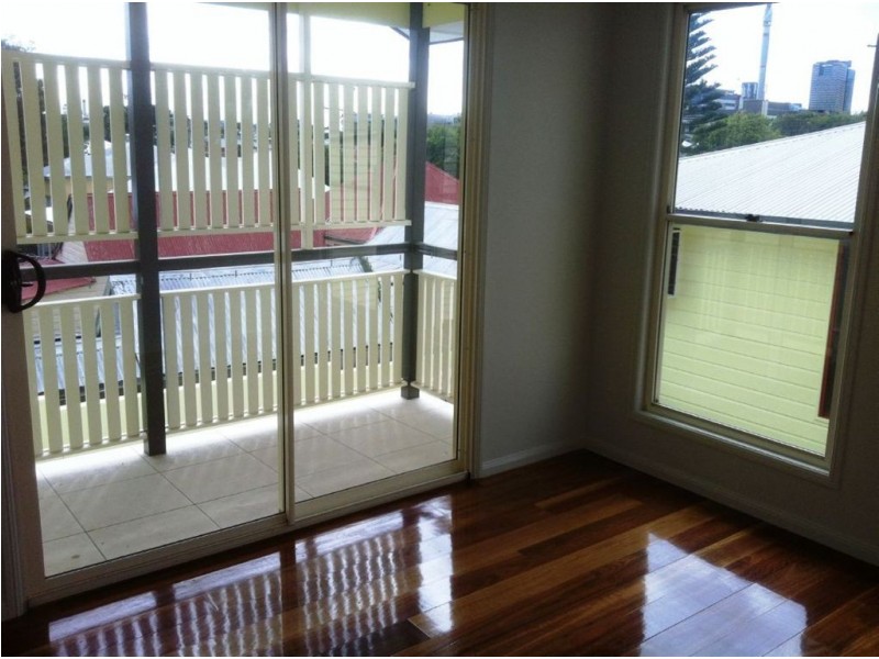 2/11 O’Connell Street, West End QLD 4101